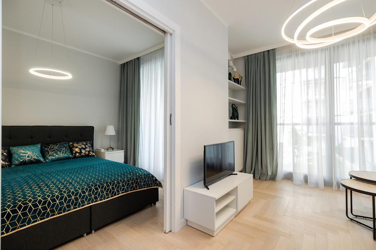 Wola Luxe Apartment Varsóvia Exterior foto